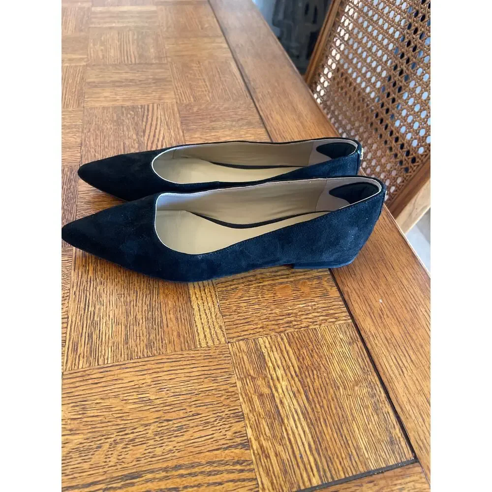Lauren Ralph Lauren black pointed-toe suede flats size 7.5